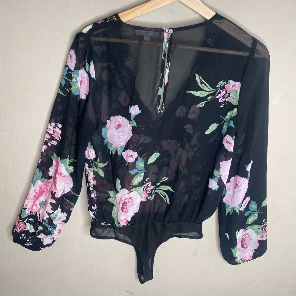 Socialite Women’s Sheer Floral Balloon Sleeve Bodysuit Size Medium - Picture 2 of 16